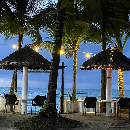 Treasure Beach Resort Carles Dış mekan fotoğraf