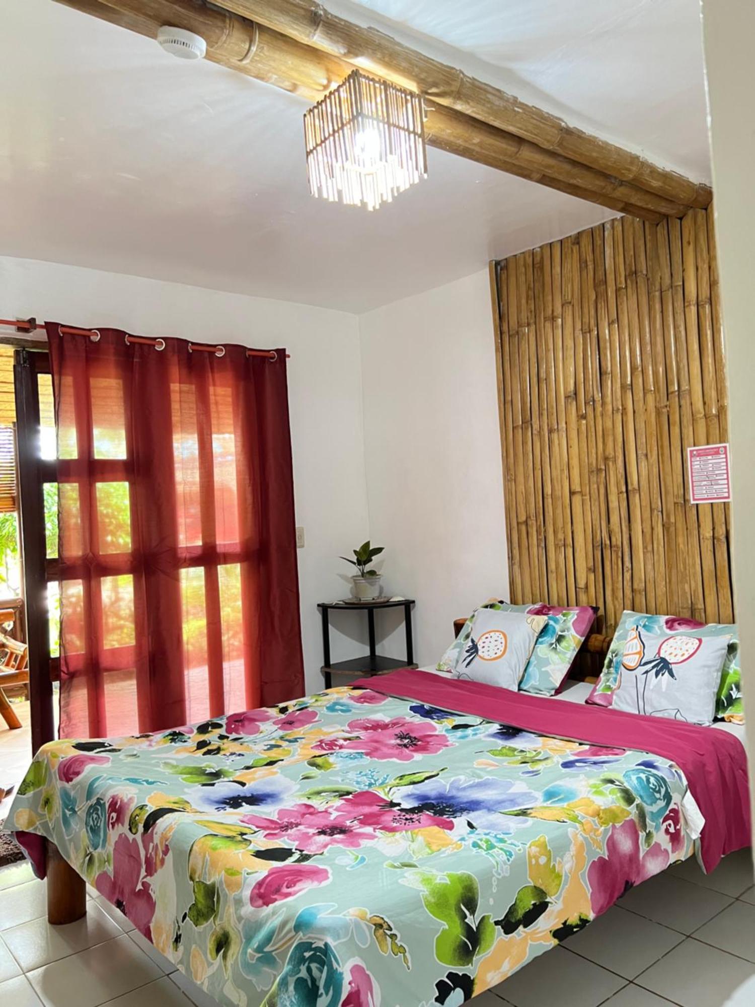 Treasure Beach Resort Carles Dış mekan fotoğraf