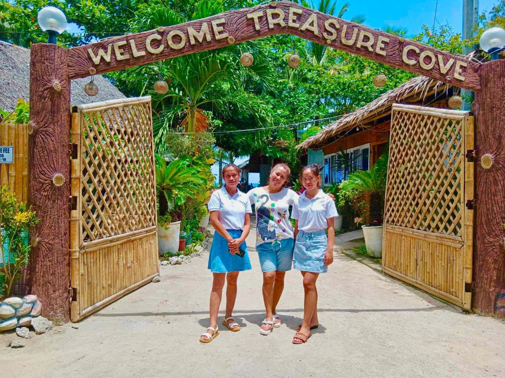 Treasure Beach Resort Carles Dış mekan fotoğraf