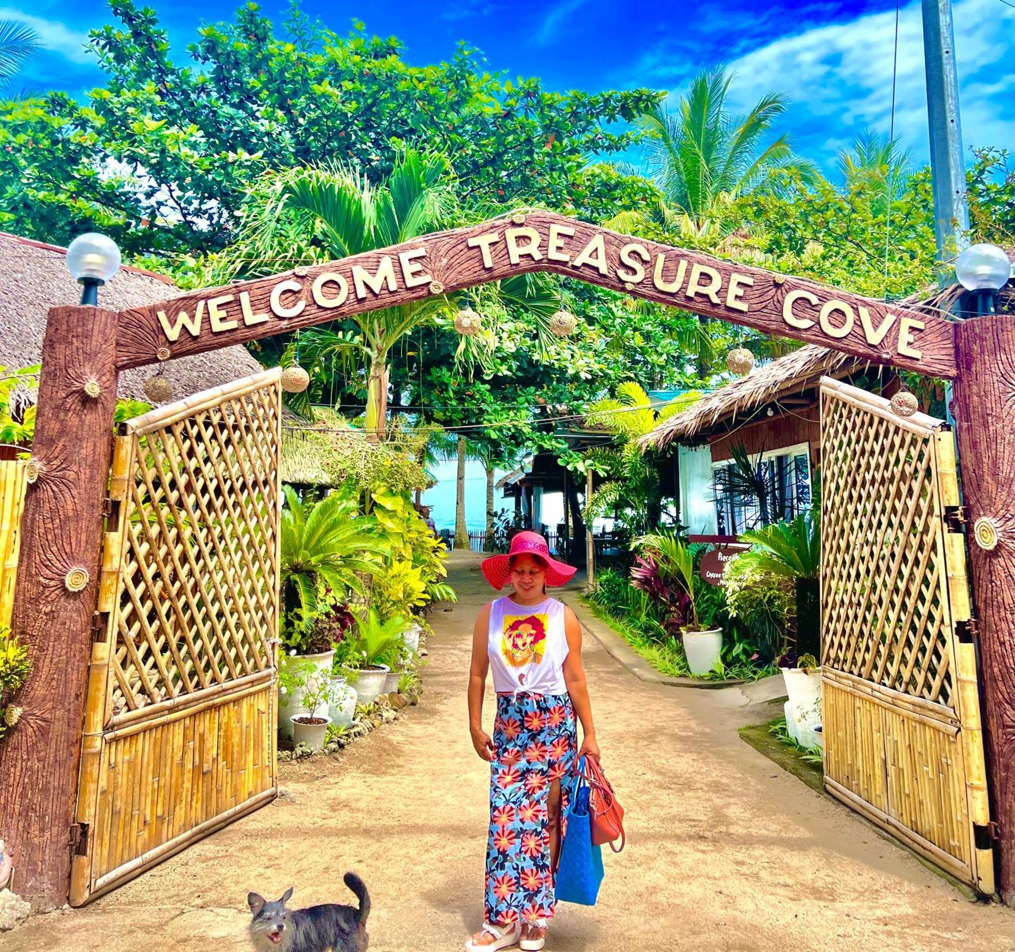 Treasure Beach Resort Carles Dış mekan fotoğraf